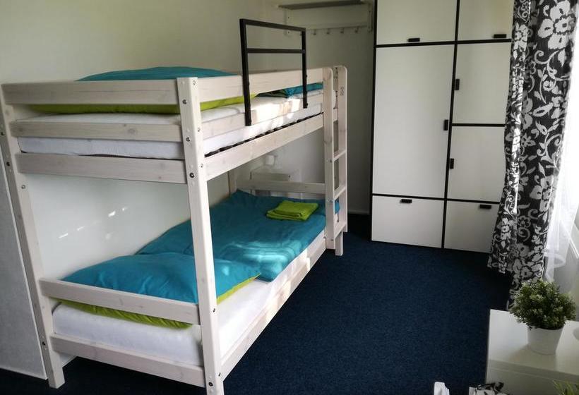 Sporthotel Zimní Stadion Bene?ov 17