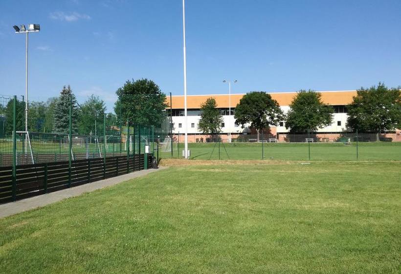 Sporthotel Zimní Stadion Bene?ov 20