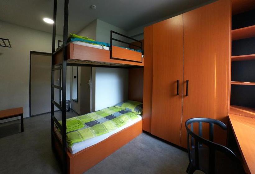 Sporthotel Zimní Stadion Bene?ov 5