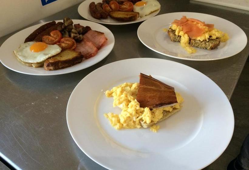 Water S Edge Glenarm Bed And Breakfast 17