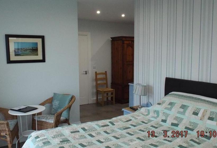 Water S Edge Glenarm Bed And Breakfast 7