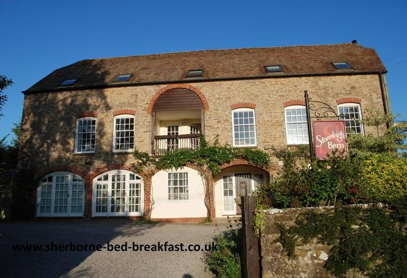 Stoneleigh Barn Bed And Breakfast 1