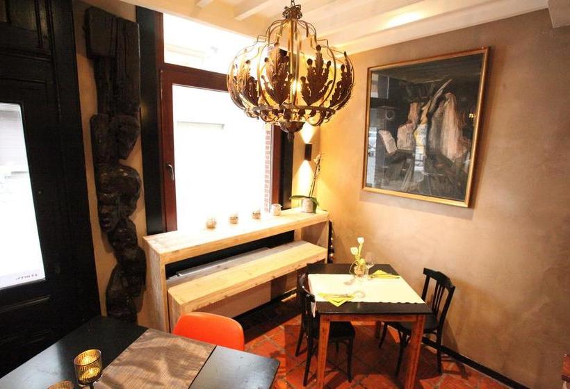 Bed and Breakfast Sablon Antwerp 18