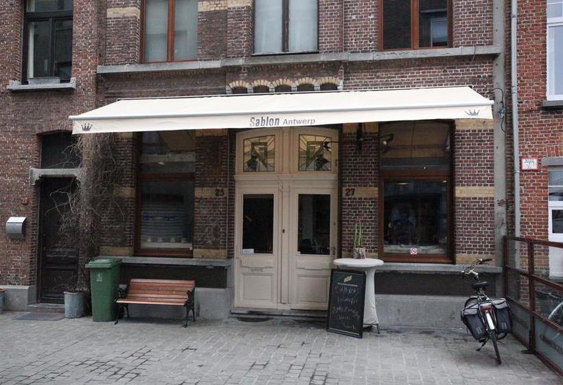 Bed and Breakfast Sablon Antwerp 20