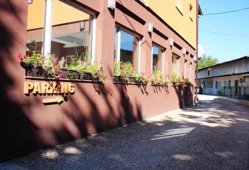 Motel Pansion Boston 12