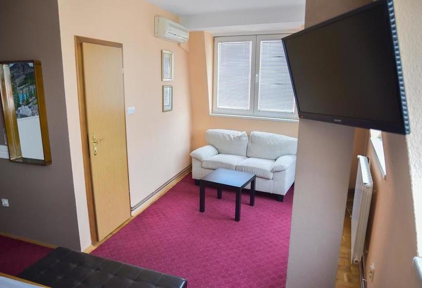 Hotel Miris Dunja 88 20