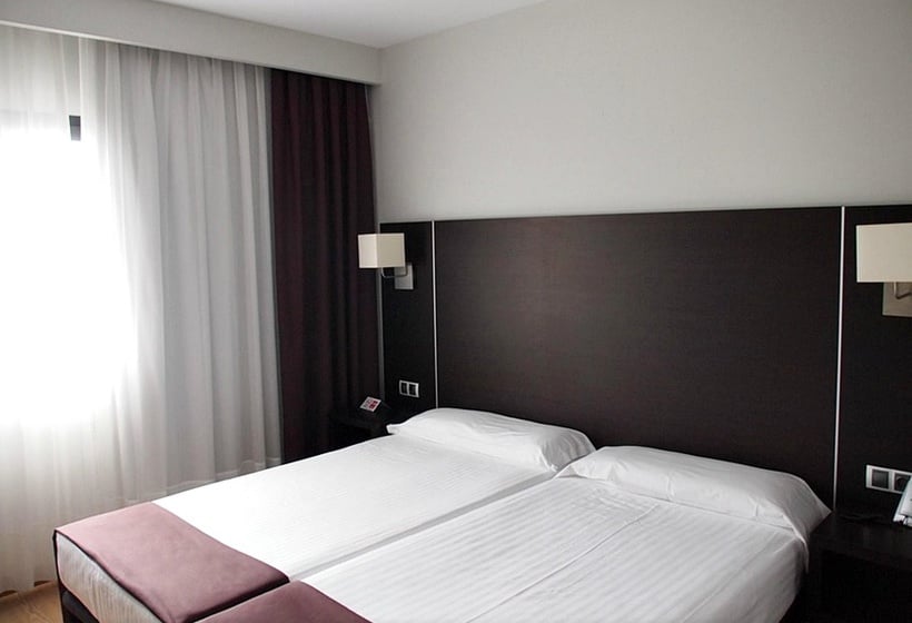 Hotel Husa Plazaola  | Irurtzun | Navarra | España 5