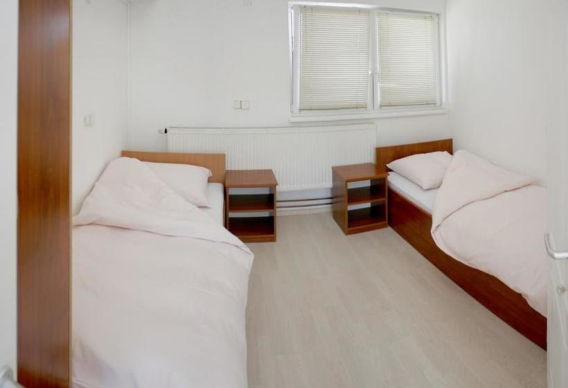 Blue Box Bed And Breakfast 19