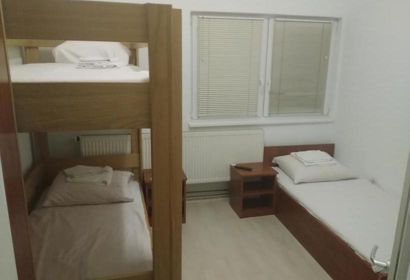 Blue Box Bed And Breakfast 6