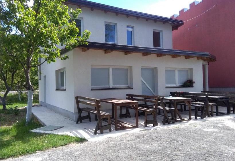 Bed And Breakfast Villa Dvor