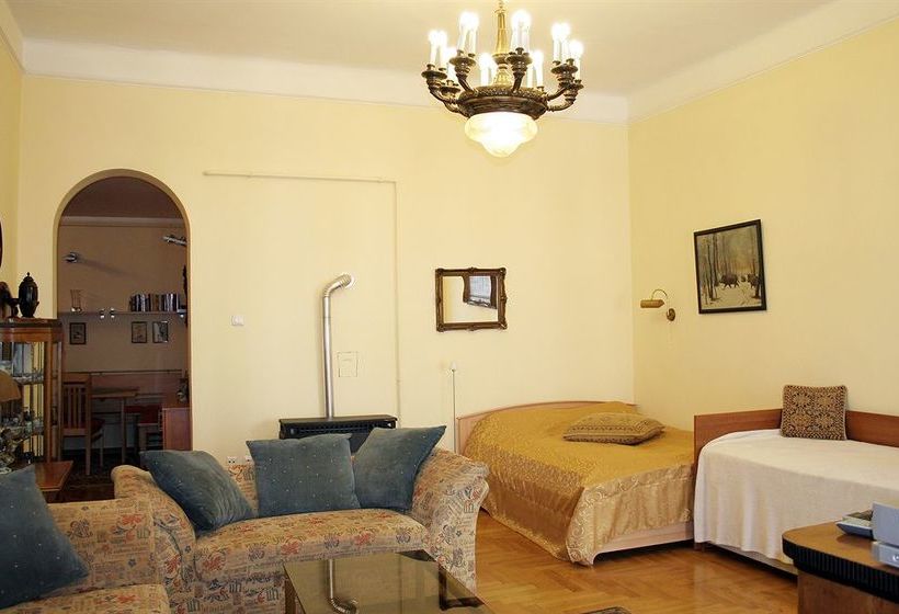 Central Holiday Apartments