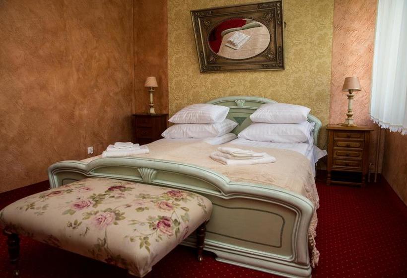 Hotel Noclegi Pod ?wierkiem