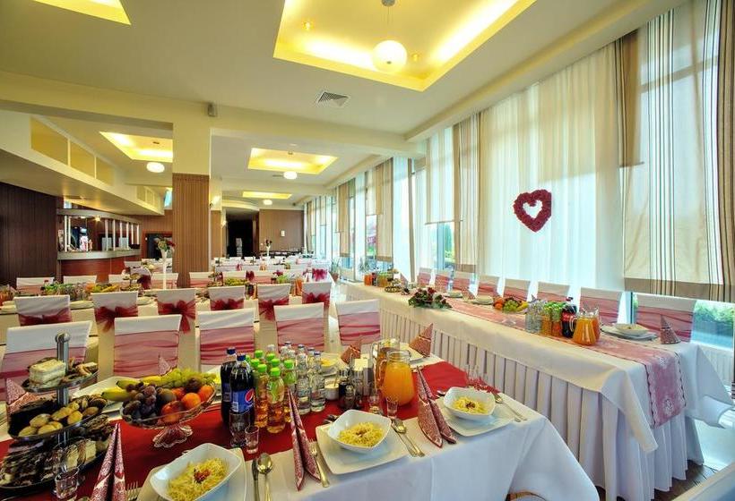 Hotel Sezam Machowa 18