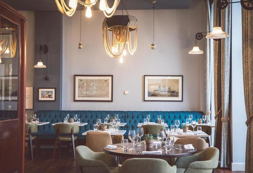 Titanic Hotel Belfast 1