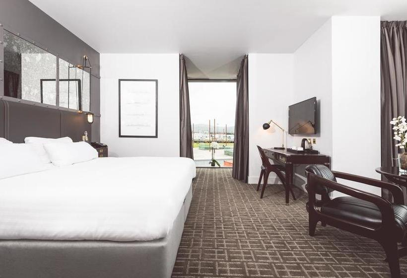 Titanic Hotel Belfast 11