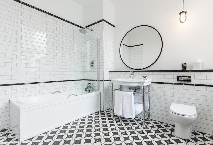 Titanic Hotel Belfast 15