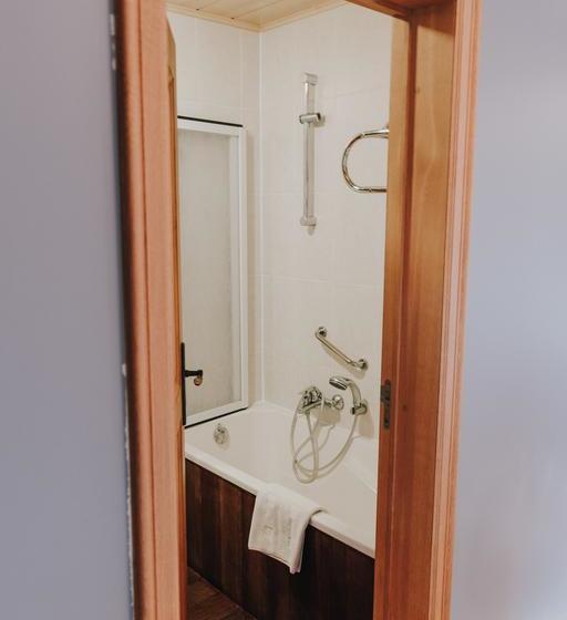 Hotel Au Coeur De Lacuisine 13