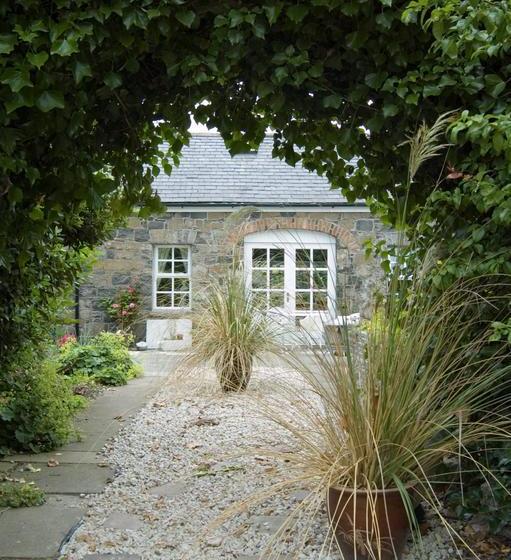 Shola Coach House B&b 3