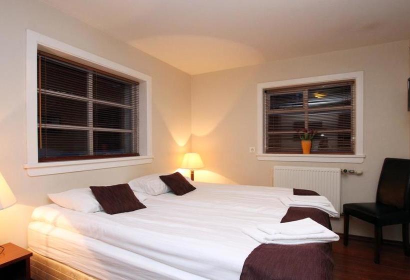 Bed and Breakfast Guesthouse Grai Hundurinn