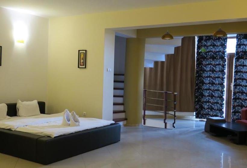 Bed and Breakfast Pensiune Hora 7