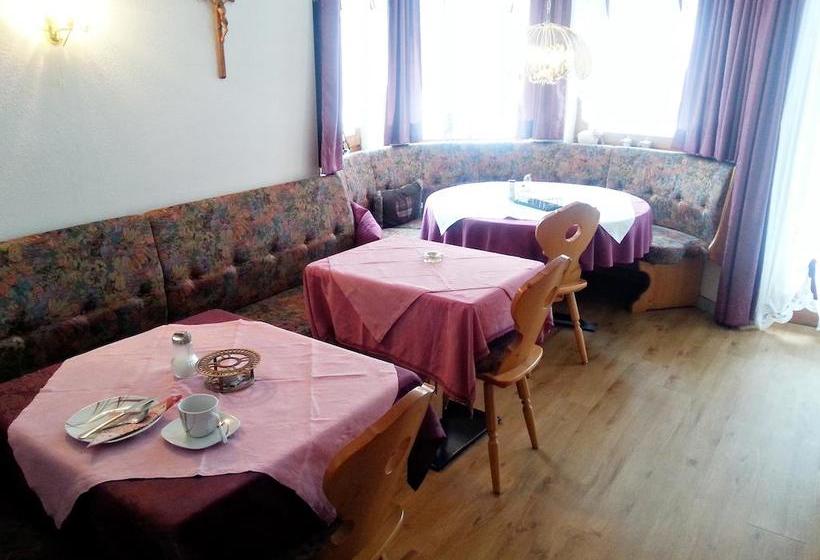 Bed and Breakfast Gästeheim Ribis 7