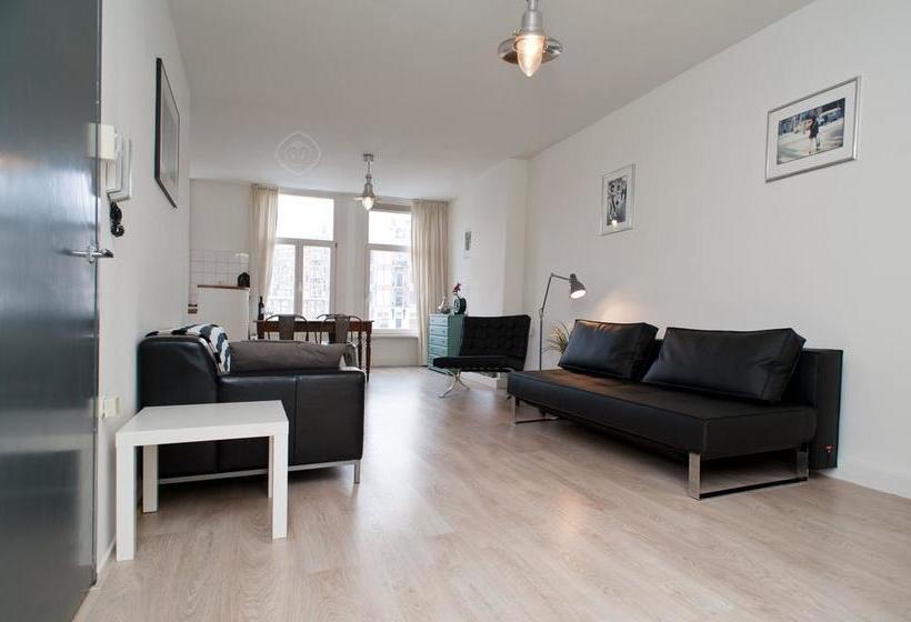 Bed and Breakfast Tommy S Apartment 8