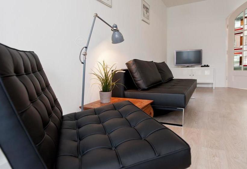 Bed and Breakfast Tommy S Apartment 9