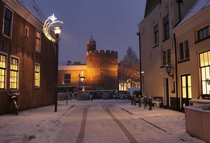 Bed and Breakfast De Pelsertoren