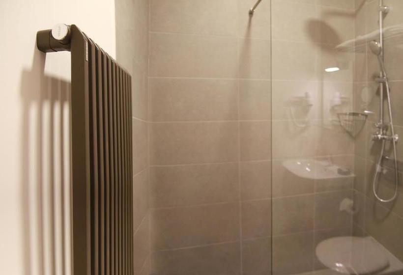 Hotel Conacul Törzburg 11