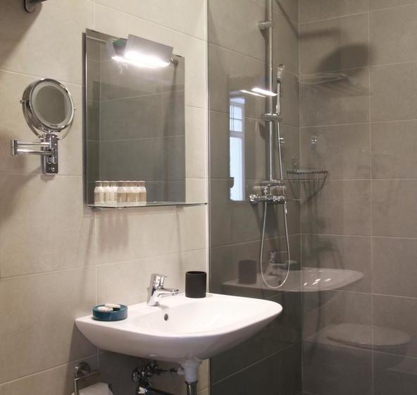 Hotel Conacul Törzburg 12