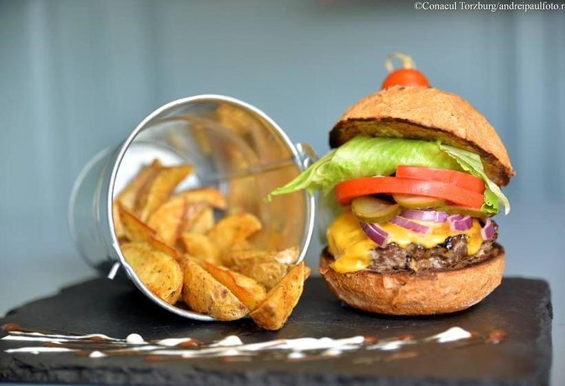 Hotel Conacul Törzburg 2