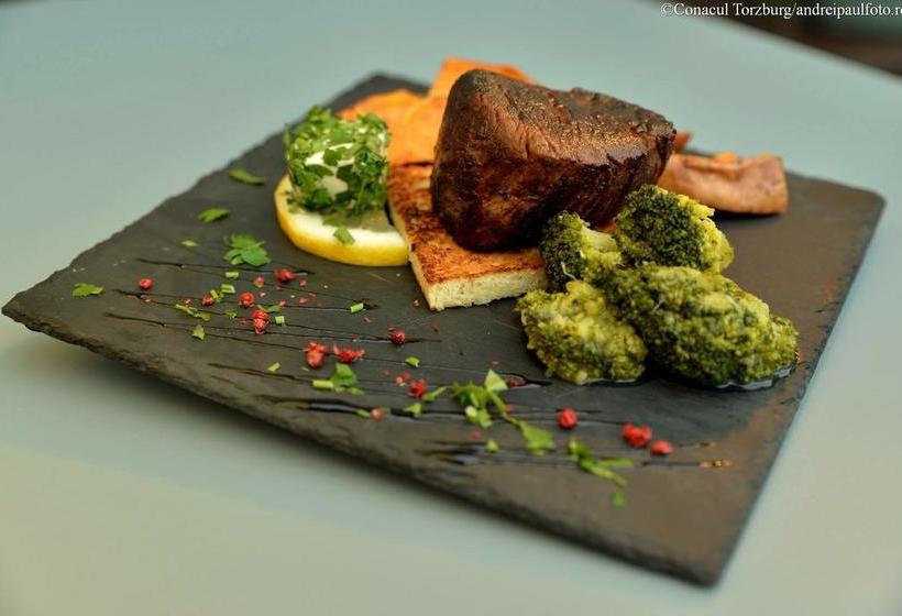 Hotel Conacul Törzburg 4