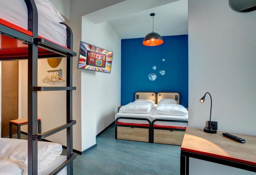 Meininger Hotel Amsterdam Amstel 13