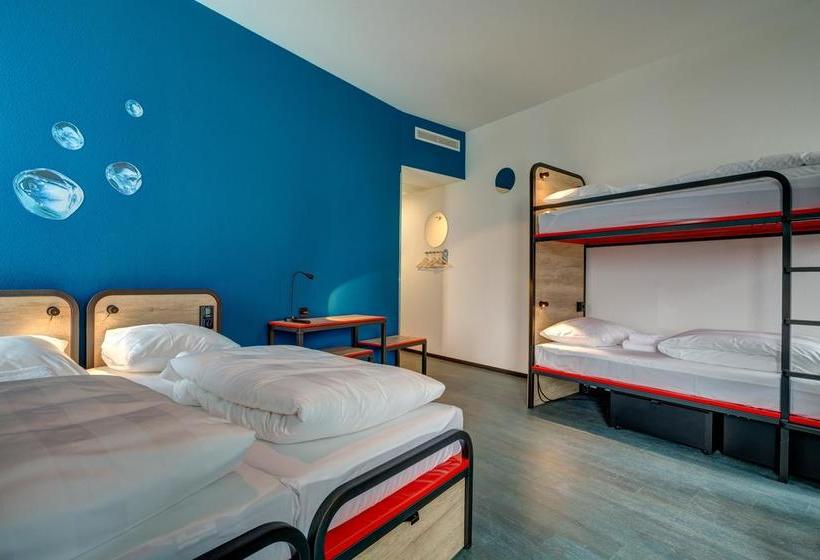 Meininger Hotel Amsterdam Amstel 15