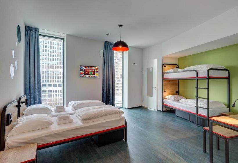 Meininger Hotel Amsterdam Amstel 4