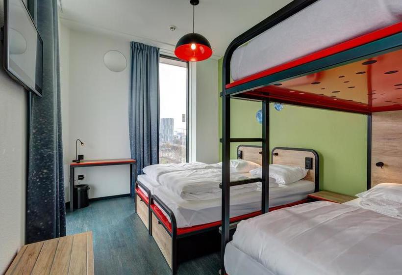 Meininger Hotel Amsterdam Amstel 6