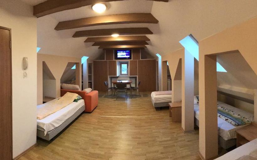 Hostel Villa Progresului