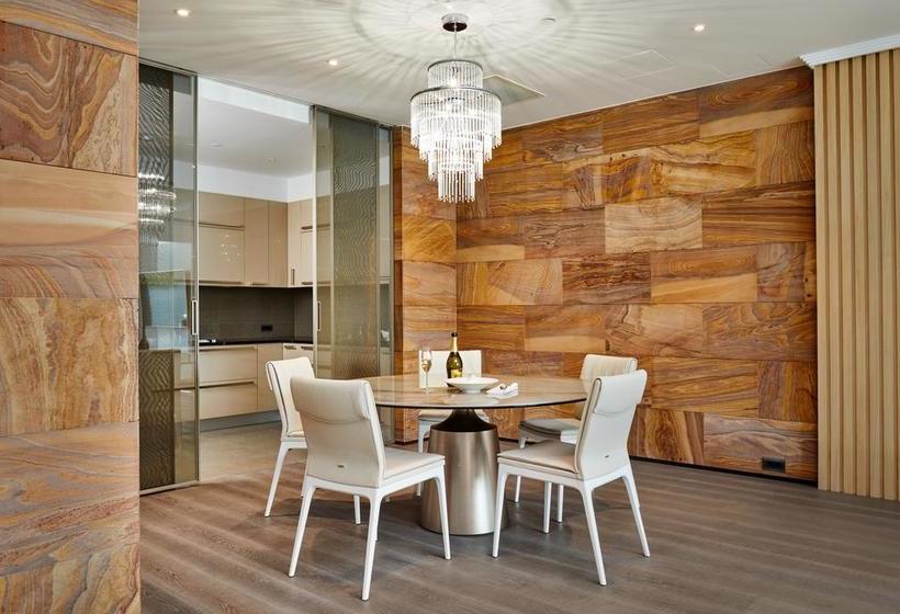 La Perla Hotel & Villas 12