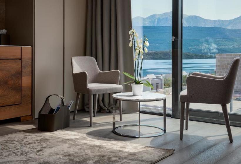 La Perla Hotel & Villas 6