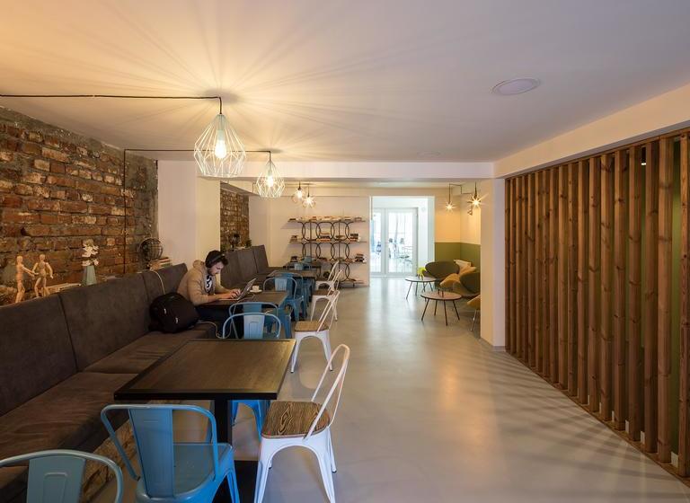 Hotel Omega House 17