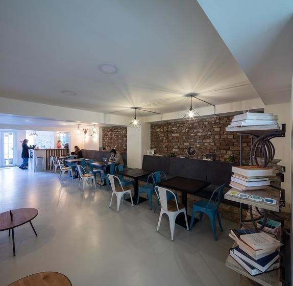 Hotel Omega House 19