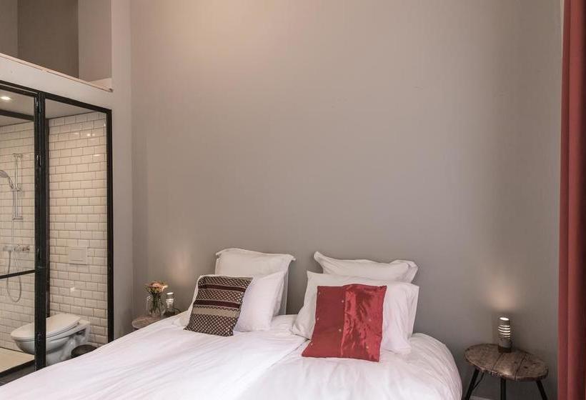 Simone S Kitchen B&b 19