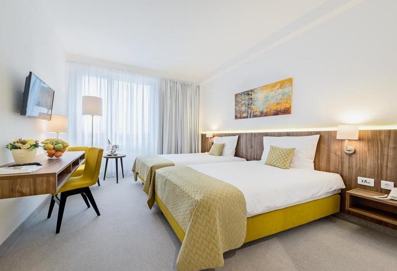 Hôtel Garden Hill 5