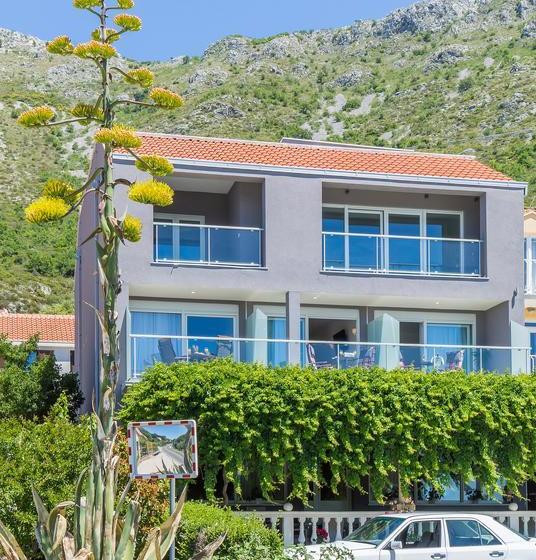 Bed and Breakfast Bed&BReakfast Boutique Flamingo