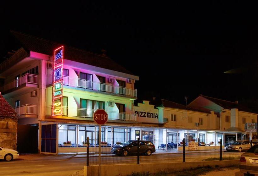 Motel Tri Lovca