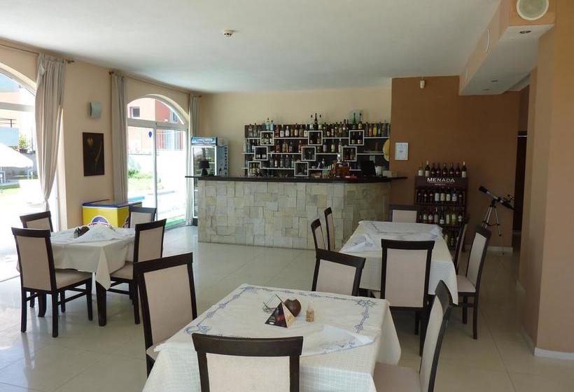 Family Hotel Saga 14