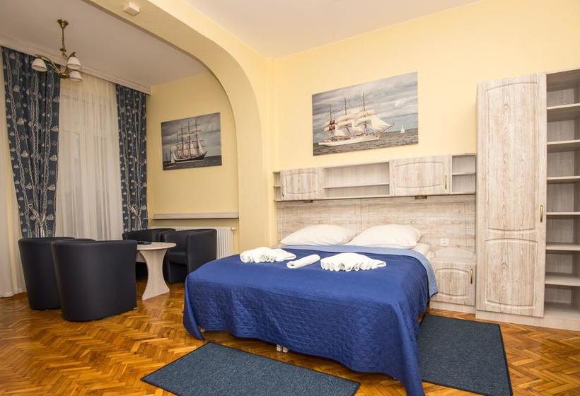 Hotel Villa Casteria 8