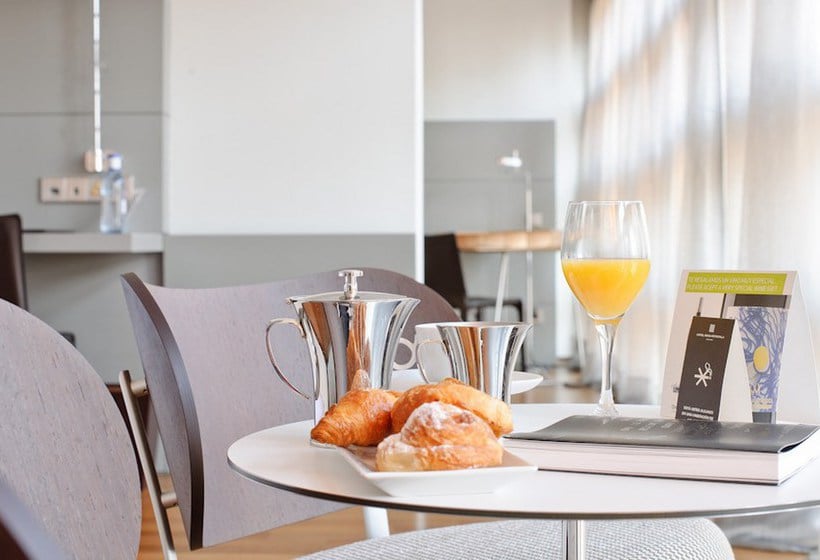 Hotel Reina Petronila  | Zaragoza | Zaragoza | España 9