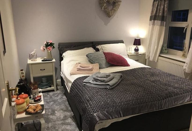 Bed and Breakfast Redwing Rise