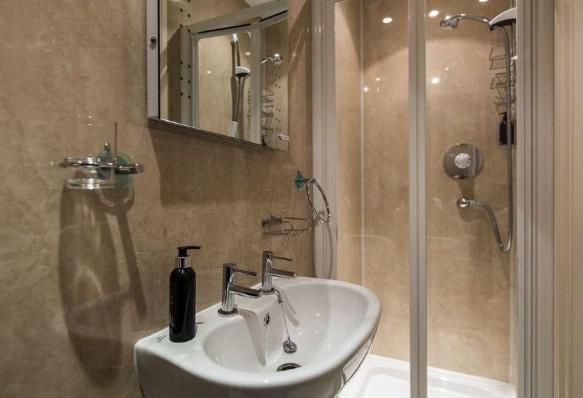 Pension (Hôtel basse catégorie) The Avalon 10